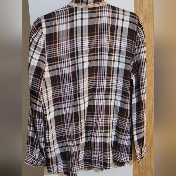 Plaid Ruffle Blouse. Large-XL - Picture 6 of 11